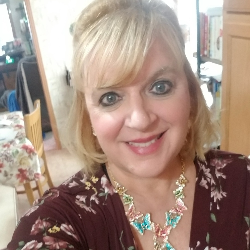 Meet your Posher, Cathy